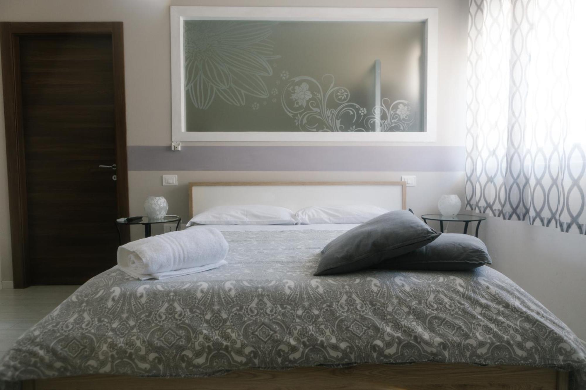 B&B Geolja Джоя Тауро Екстериор снимка